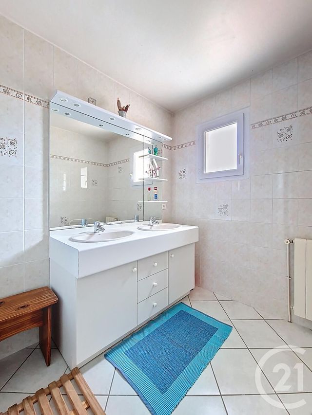 Maison &agrave; vendre - 8 pi&egrave;ces - 165,66 m2 - Ceyrat - 63 - AUVERGNE