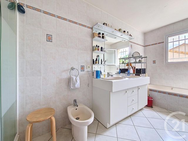 Maison &agrave; vendre - 8 pi&egrave;ces - 165,66 m2 - Ceyrat - 63 - AUVERGNE