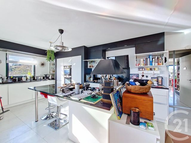 Appartement T5 à vendre - 5 pièces - 212 m2 - Clermont Ferrand - 63 - AUVERGNE