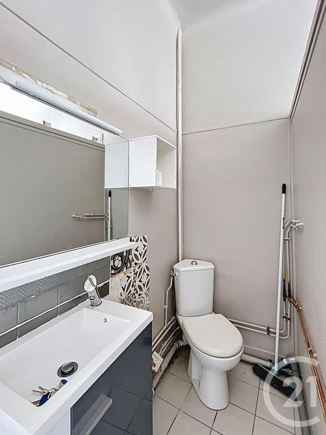 Appartement F1 à louer - 1 pièce - 14,03 m2 - Clermont Ferrand - 63 - AUVERGNE