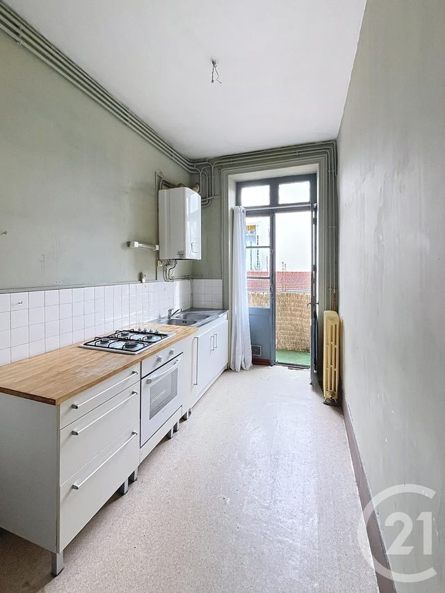 Appartement F3 &agrave; louer - 3 pi&egrave;ces - 108,60 m2 - Clermont Ferrand - 63 - AUVERGNE