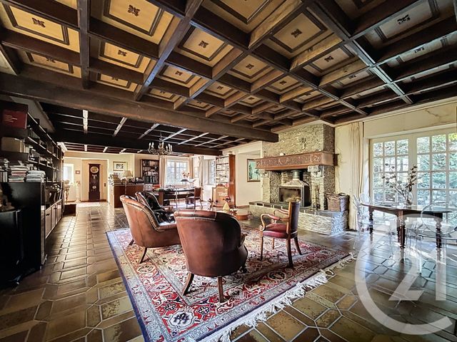 Maison à vendre - 8 pièces - 300 m2 - Orcines - 63 - AUVERGNE