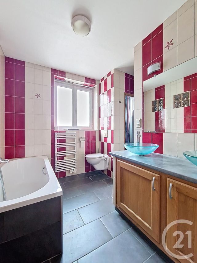 Appartement T4 à vendre - 4 pièces - 106,98 m2 - Clermont Ferrand - 63 - AUVERGNE