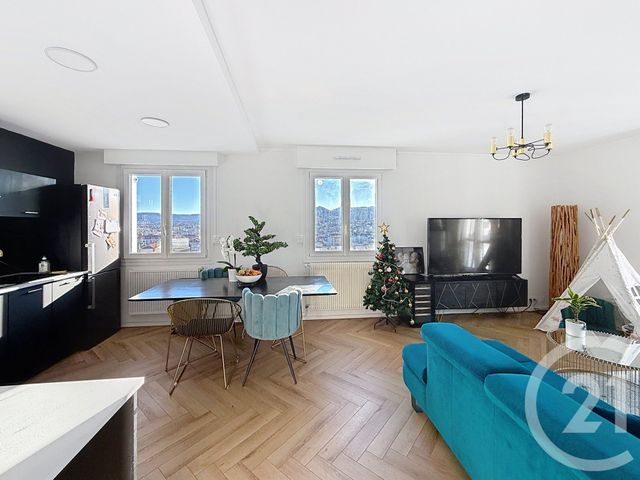Appartement F3 à vendre - 3 pièces - 71,78 m2 - Clermont Ferrand - 63 - AUVERGNE