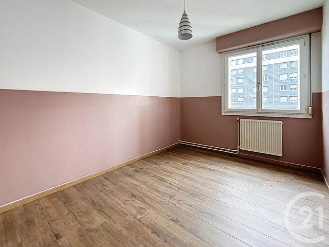 Appartement F4 à louer - 4 pièces - 81 m2 - Clermont Ferrand - 63 - AUVERGNE