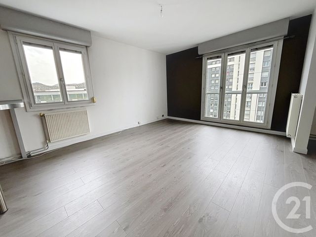 Appartement F4 à louer - 4 pièces - 81 m2 - Clermont Ferrand - 63 - AUVERGNE