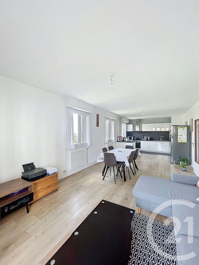 Appartement F5 à vendre - 5 pièces - 95,35 m2 - Clermont Ferrand - 63 - AUVERGNE