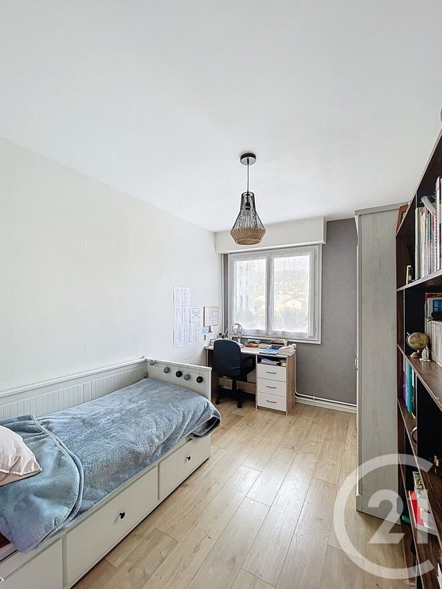 Appartement F5 à vendre - 5 pièces - 95,35 m2 - Clermont Ferrand - 63 - AUVERGNE