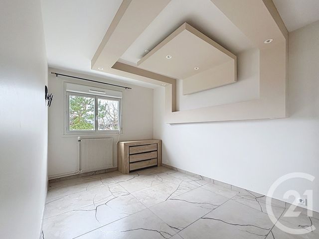 Appartement F5 à vendre - 5 pièces - 88,86 m2 - Clermont Ferrand - 63 - AUVERGNE