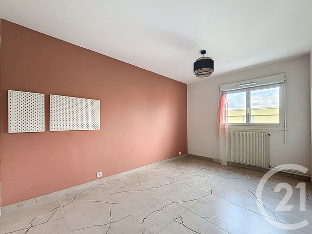 Appartement F5 à vendre - 5 pièces - 88,86 m2 - Clermont Ferrand - 63 - AUVERGNE