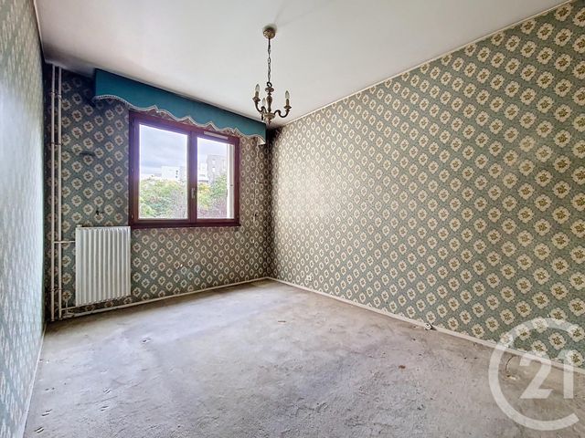 Appartement T5 à vendre - 5 pièces - 99,05 m2 - Clermont Ferrand - 63 - AUVERGNE