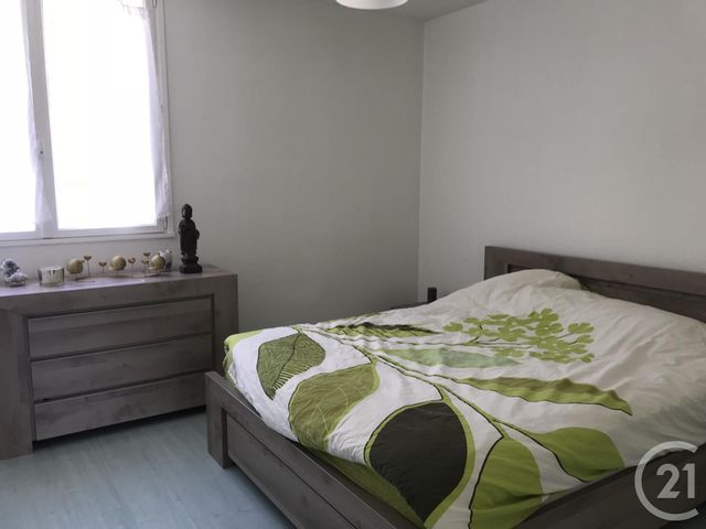 Appartement F3 à louer - 3 pièces - 56,92 m2 - Chamalieres - 63 - AUVERGNE