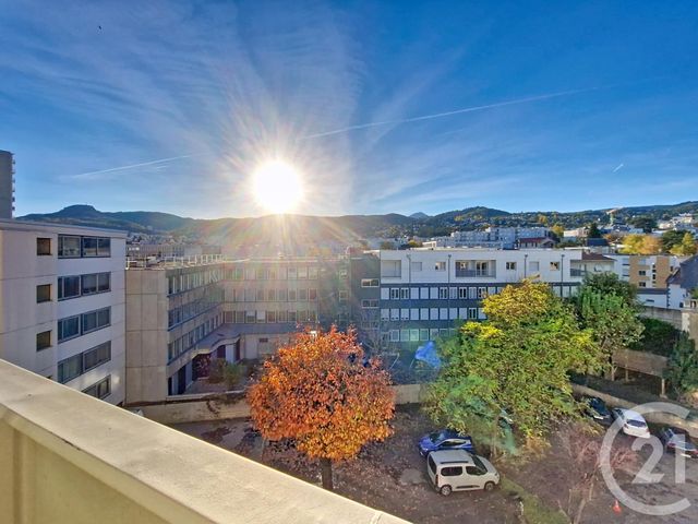 Appartement T2 à vendre - 2 pièces - 43,61 m2 - Clermont Ferrand - 63 - AUVERGNE