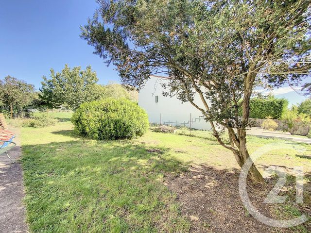 Appartement F2 à louer - 2 pièces - 56,16 m2 - Clermont Ferrand - 63 - AUVERGNE