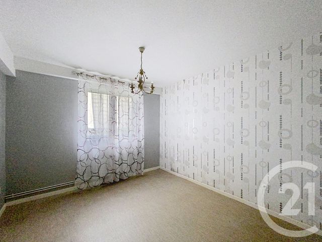 Appartement F2 à louer - 2 pièces - 56,16 m2 - Clermont Ferrand - 63 - AUVERGNE