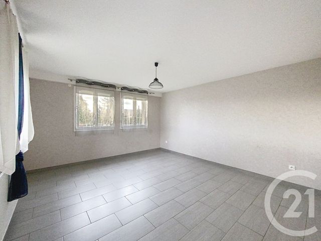 Appartement F2 à louer - 2 pièces - 56,16 m2 - Clermont Ferrand - 63 - AUVERGNE