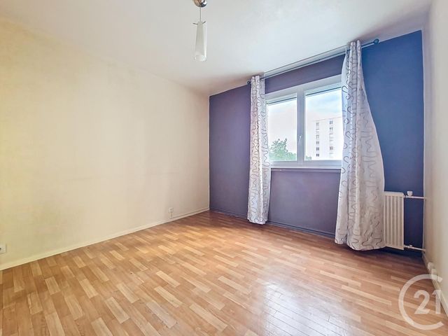 Appartement T4 à vendre - 4 pièces - 76,52 m2 - Clermont Ferrand - 63 - AUVERGNE