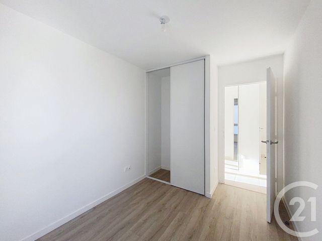 Appartement F3 &agrave; louer - 3 pi&egrave;ces - 67,10 m2 - Clermont Ferrand - 63 - AUVERGNE