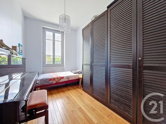 Appartement T5 &agrave; vendre - 5 pi&egrave;ces - 99,20 m2 - Chamalieres - 63 - AUVERGNE