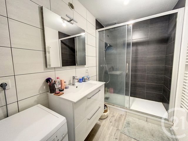 Appartement F2 &agrave; louer - 2 pi&egrave;ces - 49,50 m2 - Clermont Ferrand - 63 - AUVERGNE