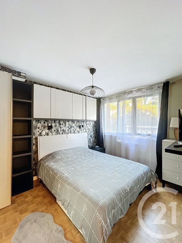 Appartement F4 &agrave; vendre - 4 pi&egrave;ces - 93,17 m2 - Chamalieres - 63 - AUVERGNE