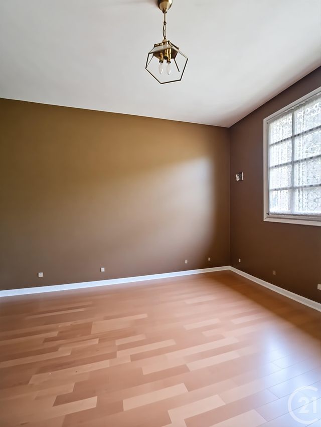 Maison &agrave; vendre - 8 pi&egrave;ces - 214 m2 - Clermont Ferrand - 63 - AUVERGNE