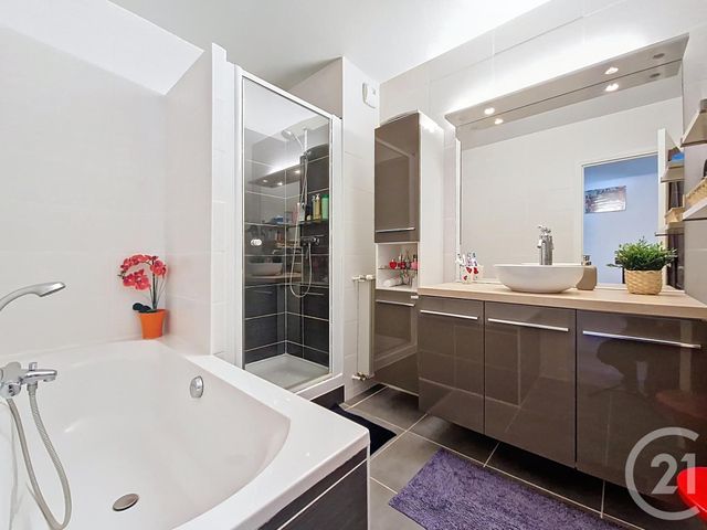 Appartement T4 &agrave; vendre - 4 pi&egrave;ces - 91,11 m2 - Chamalieres - 63 - AUVERGNE