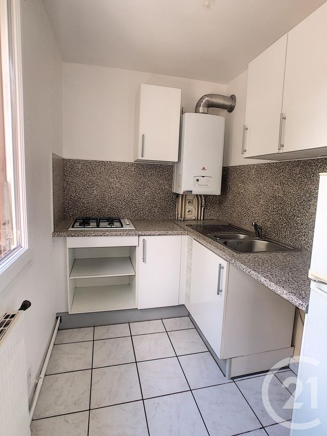 Appartement F2 &agrave; louer - 2 pi&egrave;ces - 43,31 m2 - Clermont Ferrand - 63 - AUVERGNE