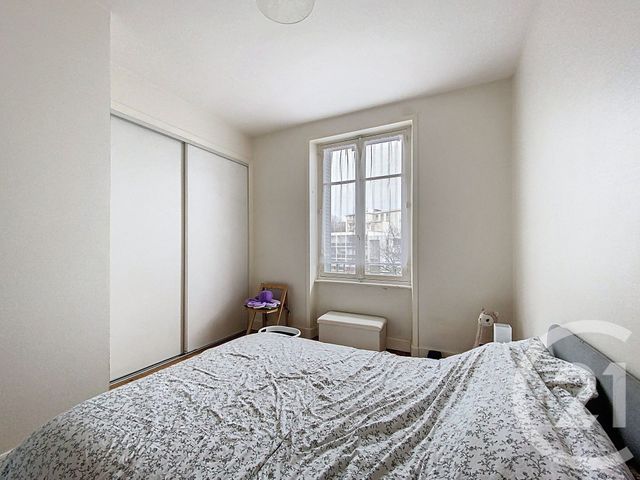 Appartement F3 &agrave; louer - 3 pi&egrave;ces - 56,77 m2 - Clermont Ferrand - 63 - AUVERGNE