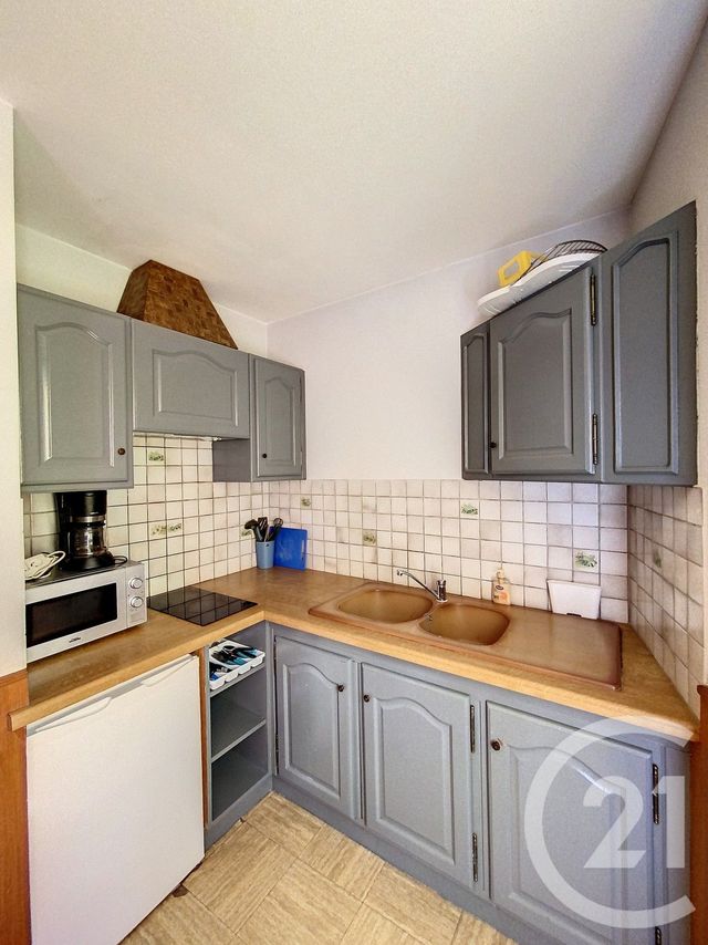 Appartement F1 &agrave; louer - 1 pi&egrave;ce - 20 m2 - Clermont Ferrand - 63 - AUVERGNE