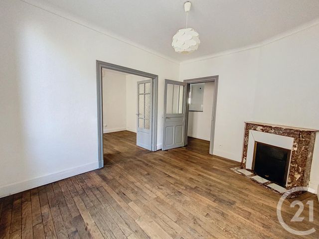Appartement F3 &agrave; louer - 3 pi&egrave;ces - 77,08 m2 - Clermont Ferrand - 63 - AUVERGNE