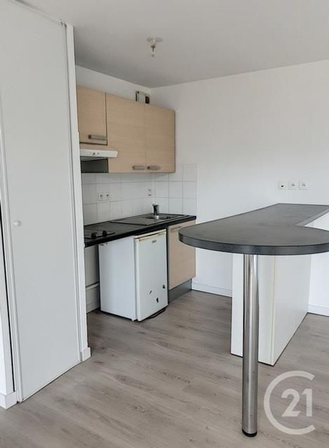 Appartement F2 &agrave; louer - 2 pi&egrave;ces - 42,65 m2 - Clermont Ferrand - 63 - AUVERGNE