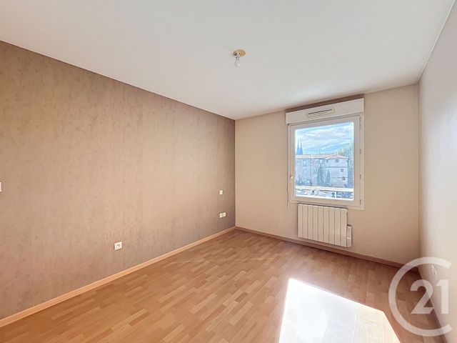 Appartement F4 &agrave; louer - 4 pi&egrave;ces - 89,35 m2 - Clermont Ferrand - 63 - AUVERGNE