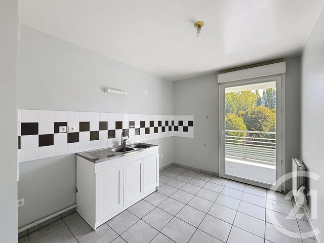 Appartement F4 &agrave; louer - 4 pi&egrave;ces - 89,35 m2 - Clermont Ferrand - 63 - AUVERGNE