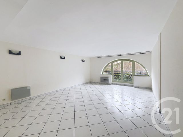 Appartement Duplex &agrave; louer - 3 pi&egrave;ces - 88,78 m2 - Clermont Ferrand - 63 - AUVERGNE