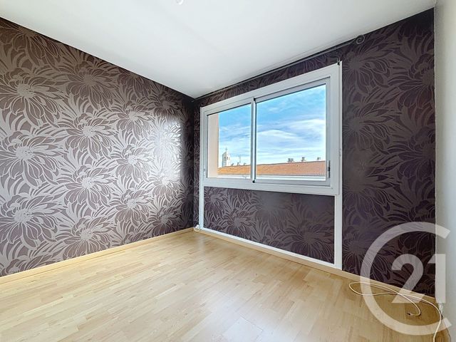 Appartement F5 &agrave; vendre - 5 pi&egrave;ces - 81 m2 - Clermont Ferrand - 63 - AUVERGNE