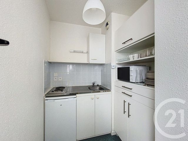 Appartement F1 &agrave; louer - 1 pi&egrave;ce - 20 m2 - Clermont Ferrand - 63 - AUVERGNE