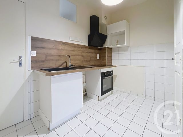 Appartement F3 &agrave; louer - 3 pi&egrave;ces - 55 m2 - Clermont Ferrand - 63 - AUVERGNE
