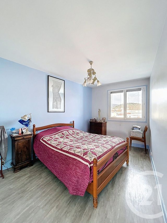 Appartement F3 &agrave; vendre - 4 pi&egrave;ces - 64,37 m2 - Clermont Ferrand - 63 - AUVERGNE
