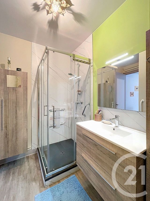 Appartement F3 &agrave; vendre - 4 pi&egrave;ces - 64,37 m2 - Clermont Ferrand - 63 - AUVERGNE