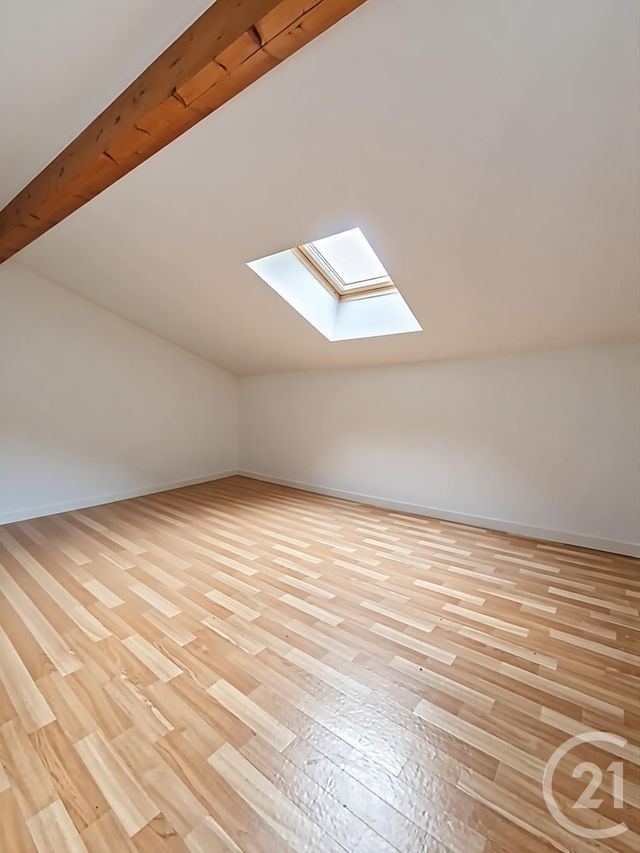 Appartement T3 &agrave; vendre - 3 pi&egrave;ces - 53,62 m2 - Clermont Ferrand - 63 - AUVERGNE