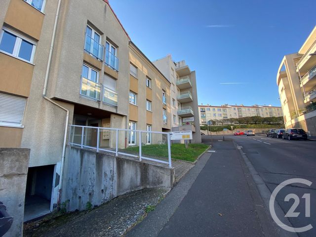 Parking &agrave; louer - 12 m2 - Clermont Ferrand - 63 - AUVERGNE