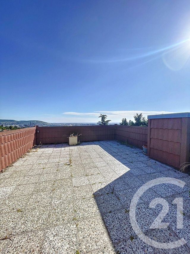 Appartement F5 &agrave; vendre - 5 pi&egrave;ces - 113,83 m2 - Beaumont - 63 - AUVERGNE