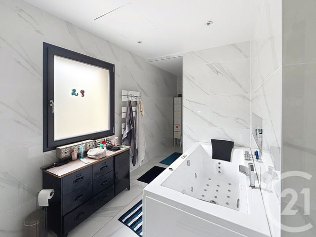 Maison &agrave; vendre - 6 pi&egrave;ces - 160 m2 - Clermont Ferrand - 63 - AUVERGNE