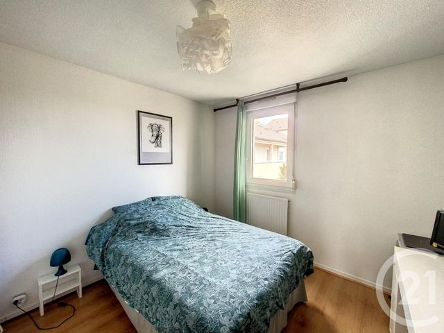 Appartement F4 &agrave; louer - 4 pi&egrave;ces - 100,52 m2 - Beaumont - 63 - AUVERGNE