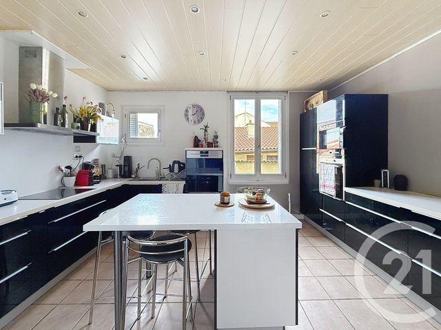 Appartement F4 &agrave; vendre - 4 pi&egrave;ces - 91,74 m2 - Clermont Ferrand - 63 - AUVERGNE