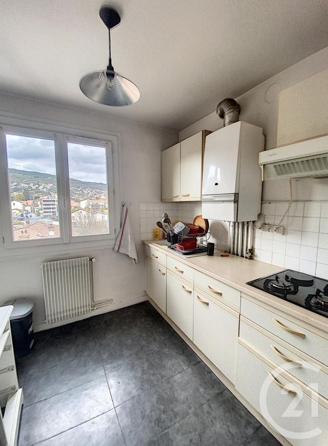 Appartement T2 &agrave; louer - 2 pi&egrave;ces - 43,18 m2 - Clermont Ferrand - 63 - AUVERGNE