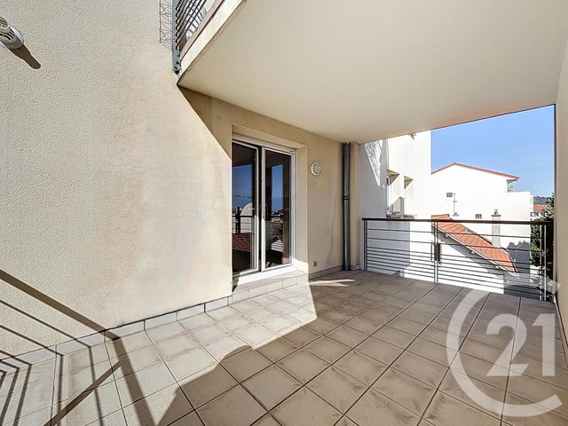 Appartement F6 &agrave; vendre - 6 pi&egrave;ces - 111,09 m2 - Clermont Ferrand - 63 - AUVERGNE