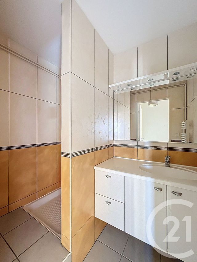 Appartement F6 &agrave; vendre - 6 pi&egrave;ces - 111,09 m2 - Clermont Ferrand - 63 - AUVERGNE