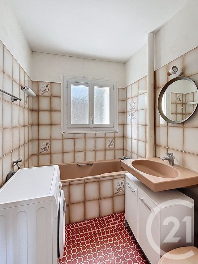 Appartement F3 &agrave; louer - 3 pi&egrave;ces - 52,52 m2 - Chamalieres - 63 - AUVERGNE